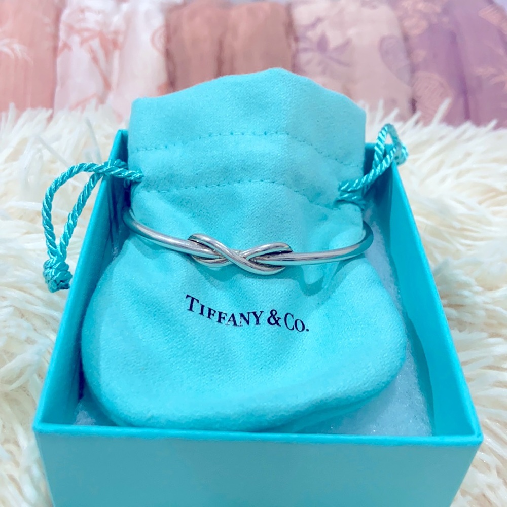 100% Authentic Sterling Silver Tiffany Infinity bracelet